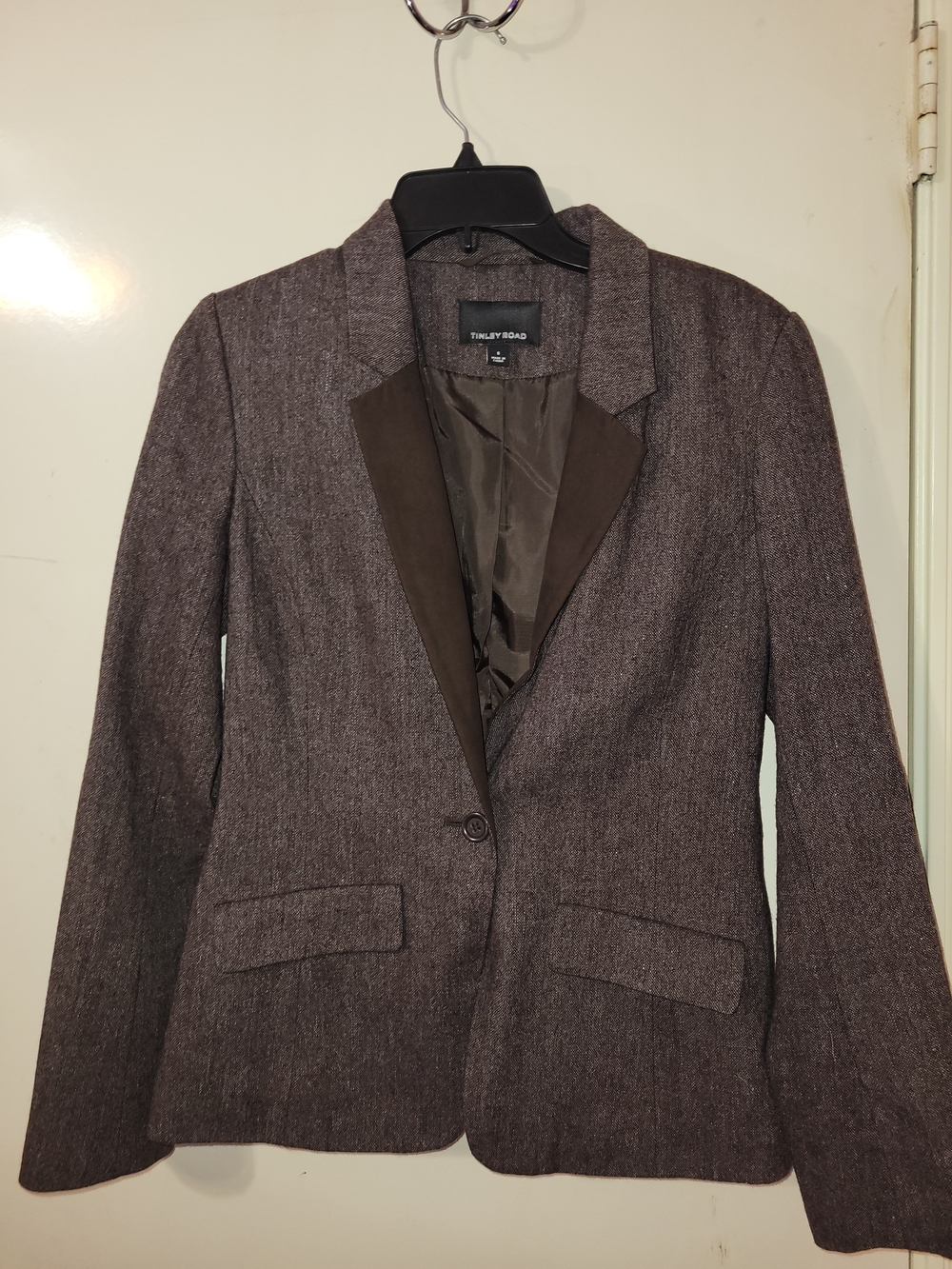 Tinley Road Brown Tweed-Effect Blazer with Dark Brown Lapel